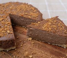 Шоколадный чизкейк, половинка