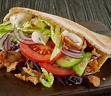 Шаурма в сырной лепёшке