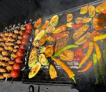 Кабачки, баклажаны и перцы на гриле