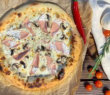 С ветчиной и грибами
