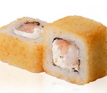 Ролл жареный с лососем и креветкой