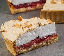 Тарт слеза Ангела с клубникой