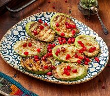 Кабачки жареные с грецким орехом