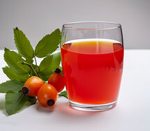 Компот из плодов шиповника собственного производства