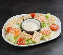 Салат Цезарь с креветками