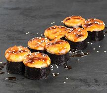 Ролл Классический запеченный с окунем