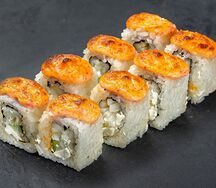 Ролл Кальмар, запеченный со сливочным сыром