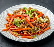 Гречневая лапша веганская с овощами