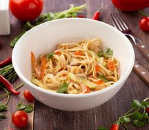 Удон сливочный лосось 