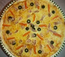 Пицца с беконом