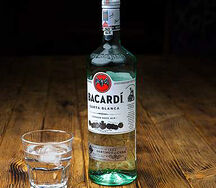 Ром Bacardi Black