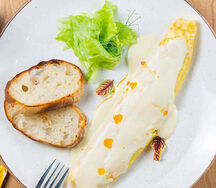 Омлет с начинкой из лукового джема 
