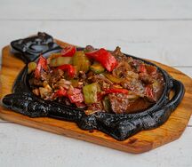 Жаровня с говядиной и овощами