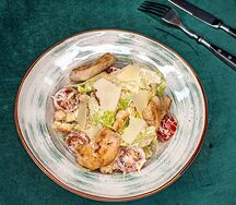 Цезарь с куриным филе