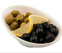 Оливки и маслины