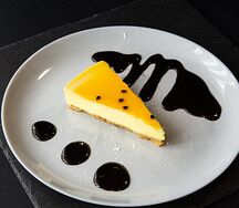 Чизкейк манго-маракуйя