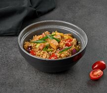 Тяхан с курицей и овощами