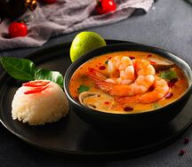 Том ям с креветками