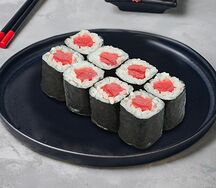 Ролл с тунцом