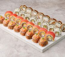 Set Akatary