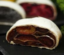 Штрудель со сливой низкокалорийный