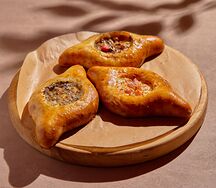 Сет Ми­ни-ха­ча­пу­ри