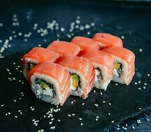 Ролл Филадельфия с тунцом