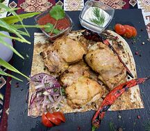 Шашлык из куриного бедра без костей