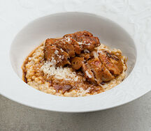 Птитим с цыпленком и сливочным демигласом