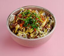 Донбури с курицей карааге