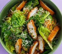 Азиатский Цезарь с курицей