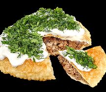 Чебурек-пирог с говядиной и свининой