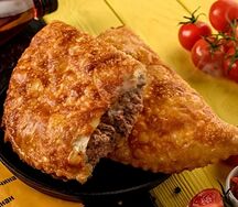 Чебурек с мраморной говядиной