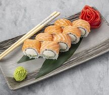 Ролл филадельфия с лососем