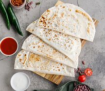 Кутабы с сыром и зеленью