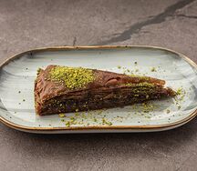 Ховуч шоколадный с фисташками