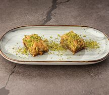 Классическая турецкая пахлава с фисташками