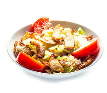 Салат Цезарь с курицей