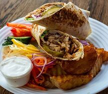 Ливанская шаверма в ланч-боксе