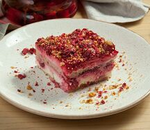 Десерт Вишневая лазанья