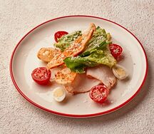 Салат Цезарь с креветками