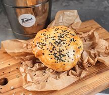 Самса с начинкой из молодого бычка