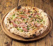 Бьянко с окороком и грибами