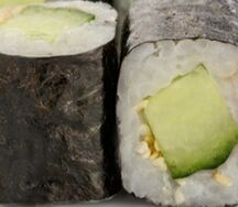 Ролл с огурцом