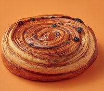 Рулет с изюмом