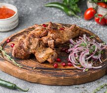 Шашлык из cвинoй шейки