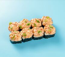 Спайси ролл с тартаром из опаленного лосося