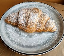 Круассан Карамельный