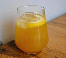 Юдзу-ананас лимонад