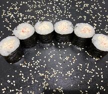 Маки с крабом